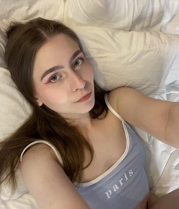 Kittenonallfoursfree