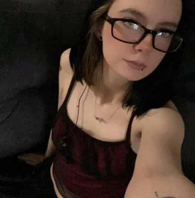 Petiteemo049