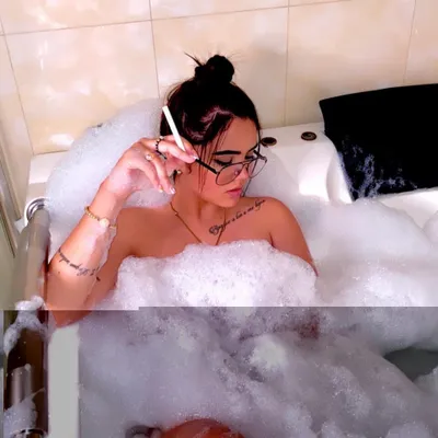 soyalexahenao onlyfans soyalexahenao