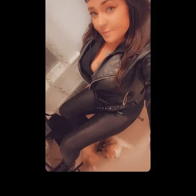 Janeedoee220