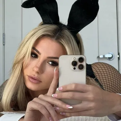 julie_ambrosee onlyfans julie_ambrosee