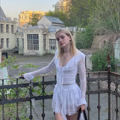Lily18