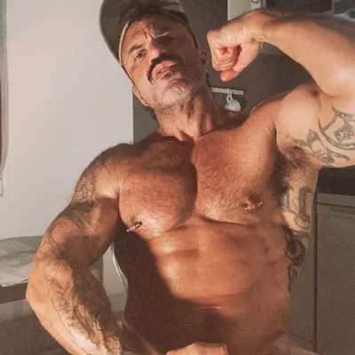 rogan_richards onlyfans rogan_richards