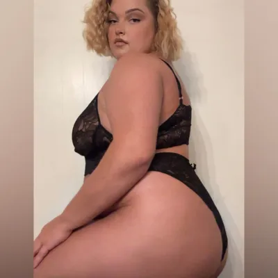 Nicolefoxx