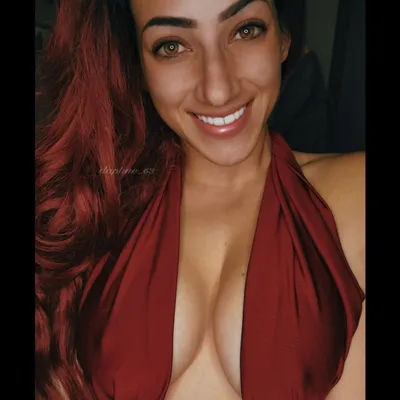 Daphne63