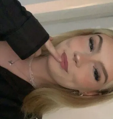 Nikolinefray