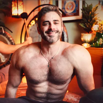 Thebigom