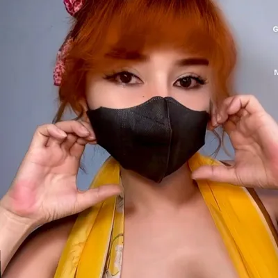 Elly1996