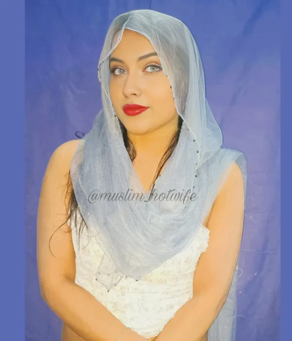 Muslim hotwife 🧕🇵🇰 (FREE)