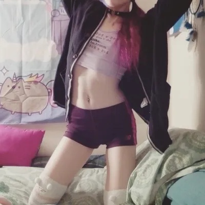 Tieduptwinkletoes
