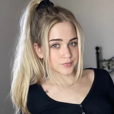 valeriewhitebby onlyfans valeriewhitebby