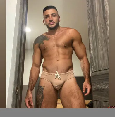 alexlob90 onlyfans alexlob90