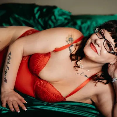 Mamaisnaughty1