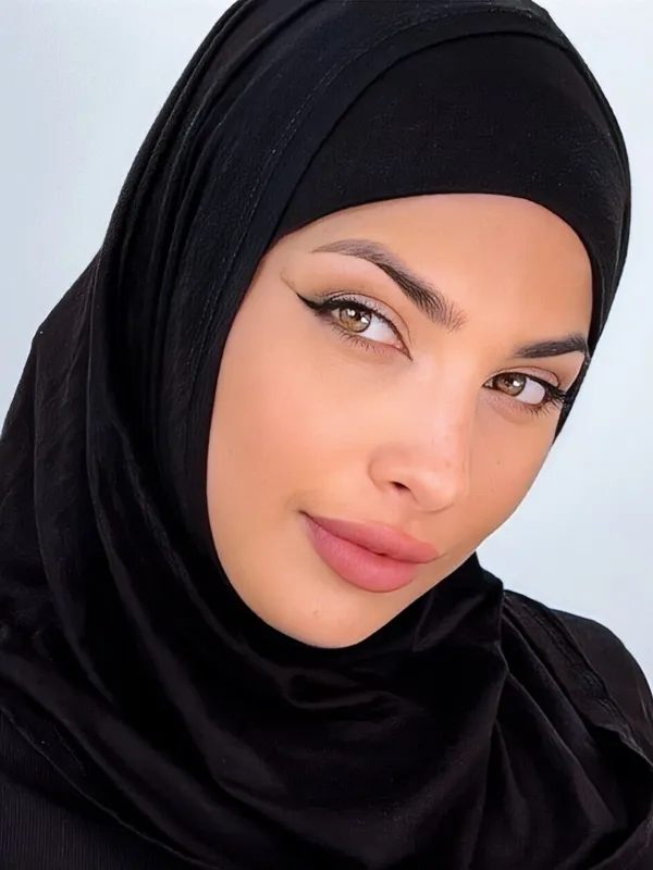 Leila Onyx 𓃠☾ | ليلى أونيكس