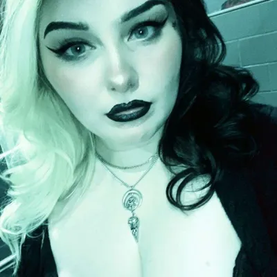 Velvetgothcouture