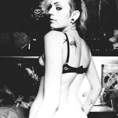 zombigutz onlyfans zombigutz