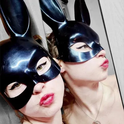 everlycristal onlyfans everlycristal