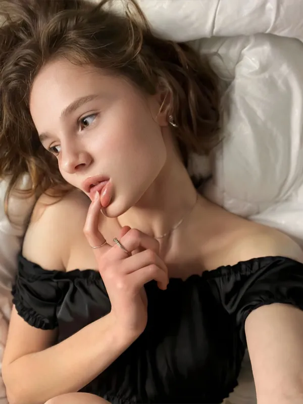 Lill 🔞18😇 Milana