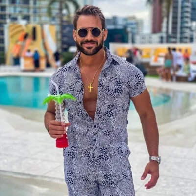 Robbie Oz 👑 Sex Coach 🧙‍♂️ 300+ Co-stars