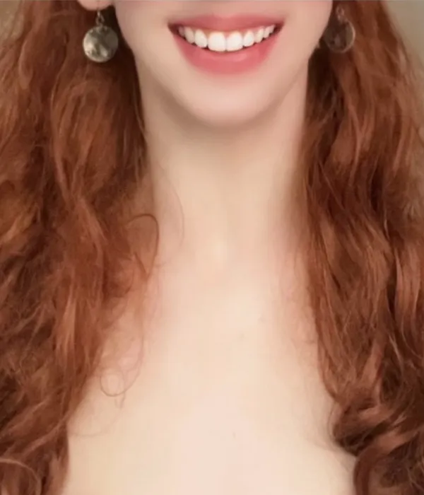 Saoirse - Redhead from Ireland 🇮🇪☘️