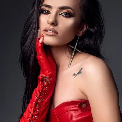 laylawood1 onlyfans laylawood1