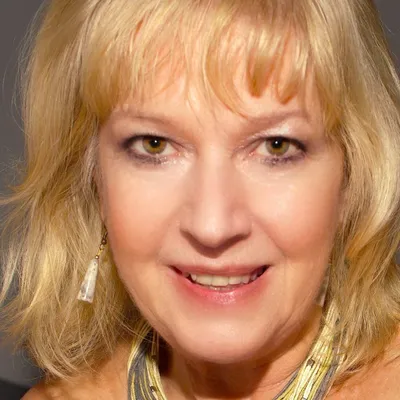 verynaughtyteacher onlyfans verynaughtyteacher