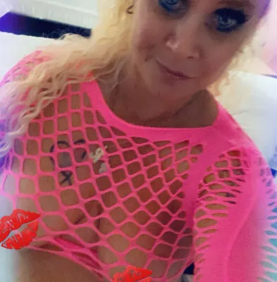 bambibandz onlyfans bambibandz