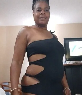 Queenhershey69