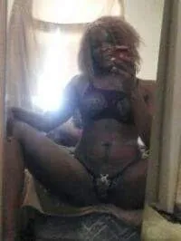 naughtyhousewife12 onlyfans naughtyhousewife12