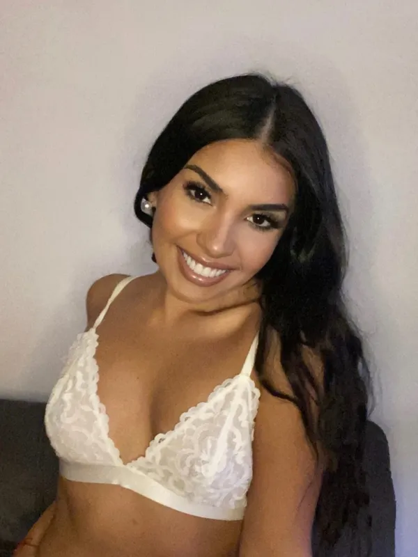 Sanya Raj 💃 Indian Doll