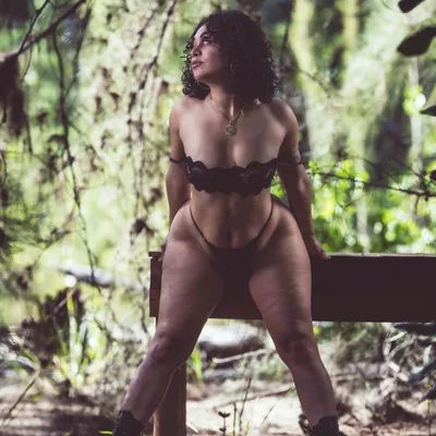 thecurlyrican onlyfans thecurlyrican