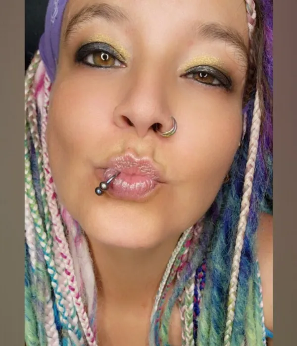 Alluringeroticaxfree