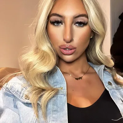 freyaaaxo onlyfans freyaaaxo