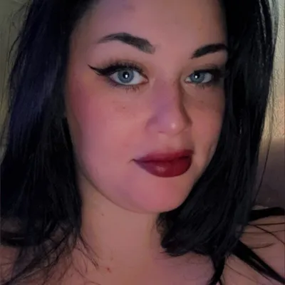 Bigtittygothgfx