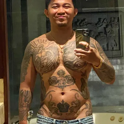 Asianinkedtop