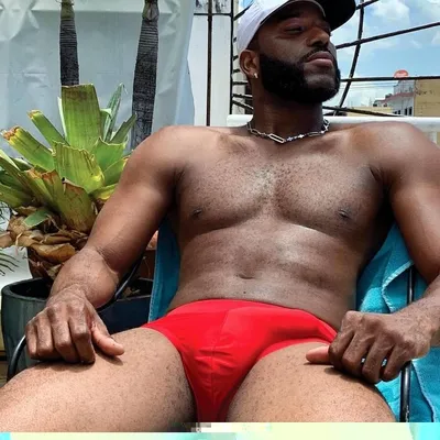 dominicandarkmeatrd onlyfans dominicandarkmeatrd