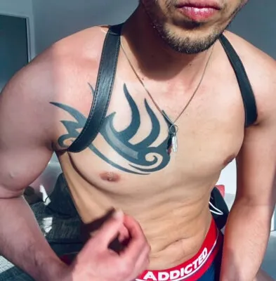 Gay69290