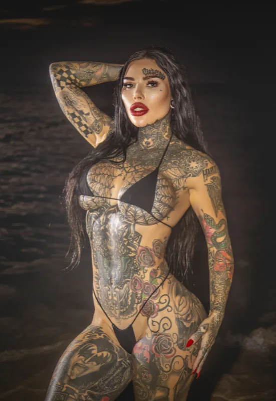Kat Von Kontrol 🖤