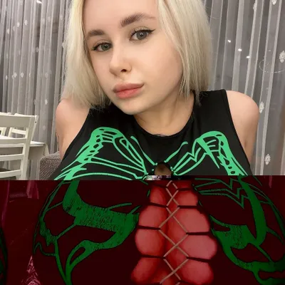 Curvymary