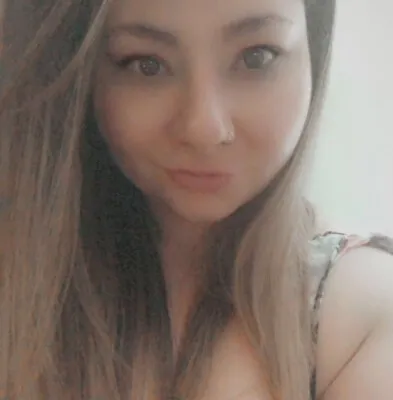 Queenee