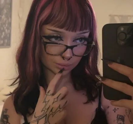 ♰ Lucy ♰ || #1 spicy content on OF 🖤🥵
