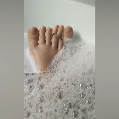 lovelylilfeet24 onlyfans lovelylilfeet24