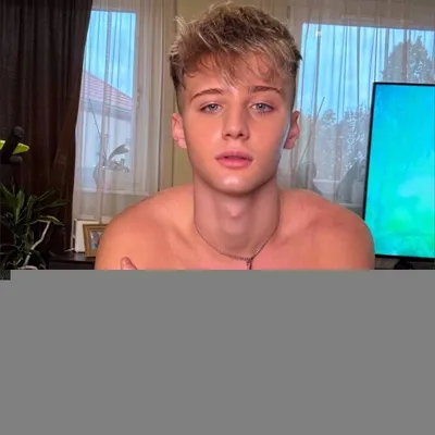 Blondeking21