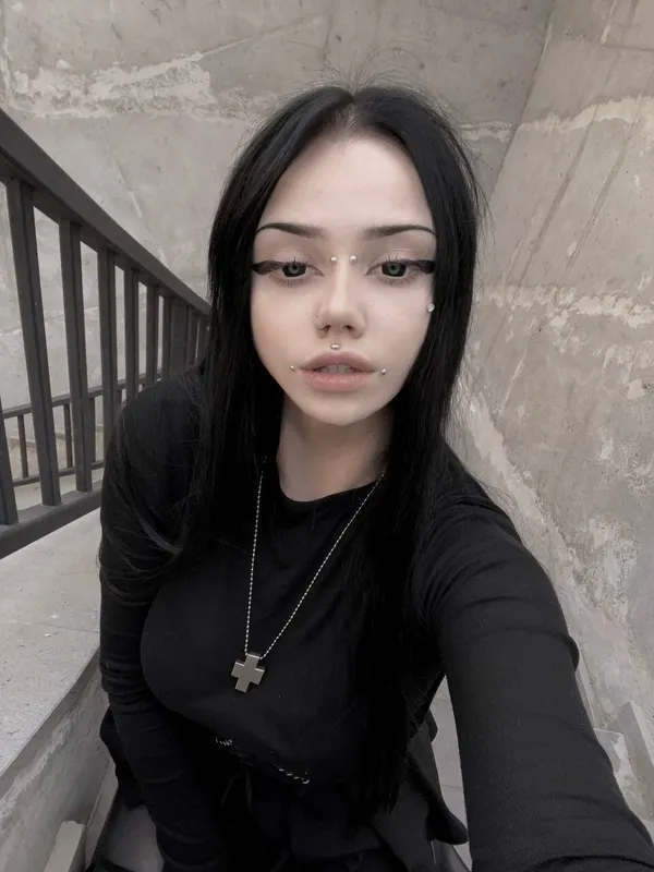 Alt Angel 🌫
