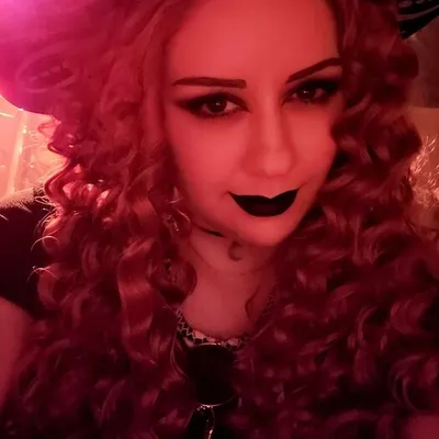 Gothgodesssalem